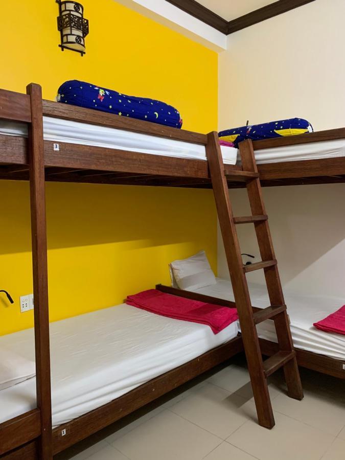 Cheerful Hoi An Hostel Екстер'єр фото