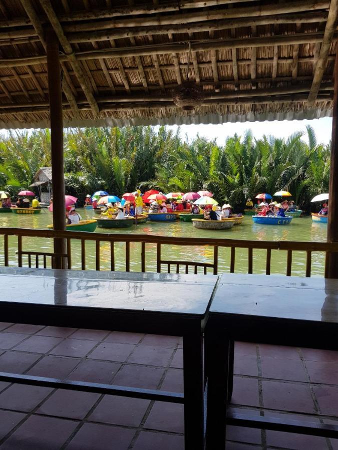 Cheerful Hoi An Hostel Екстер'єр фото