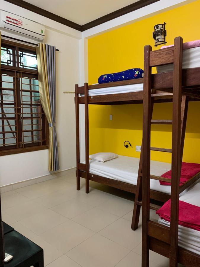 Cheerful Hoi An Hostel Екстер'єр фото
