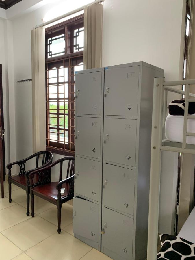 Cheerful Hoi An Hostel Екстер'єр фото