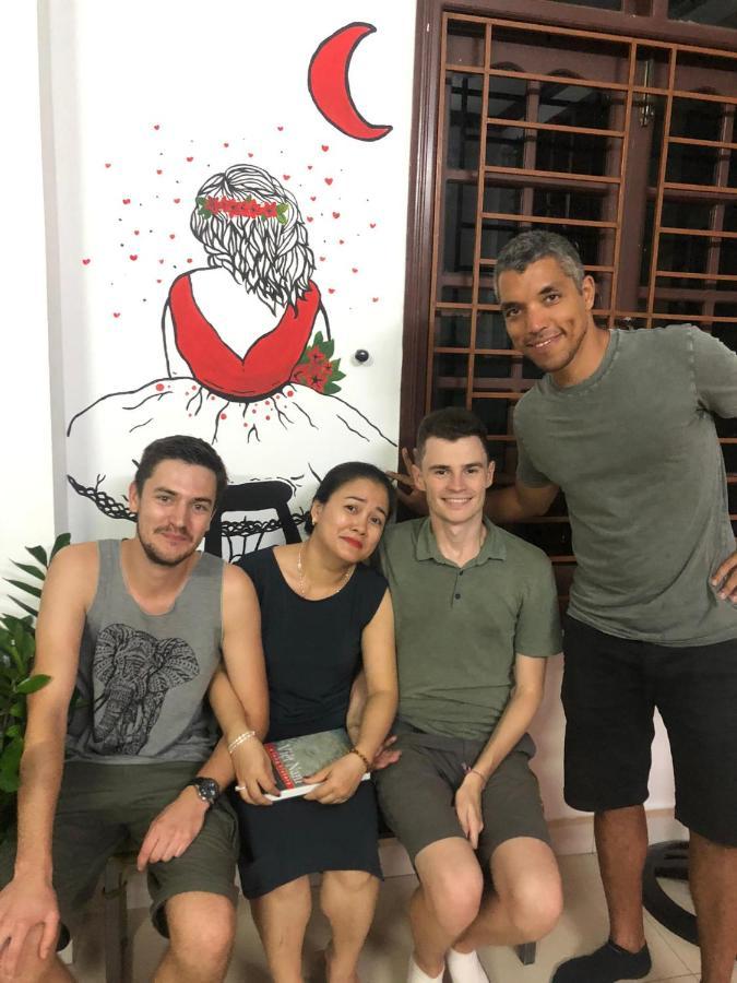 Cheerful Hoi An Hostel Екстер'єр фото