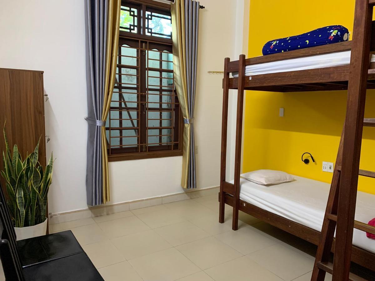 Cheerful Hoi An Hostel Екстер'єр фото