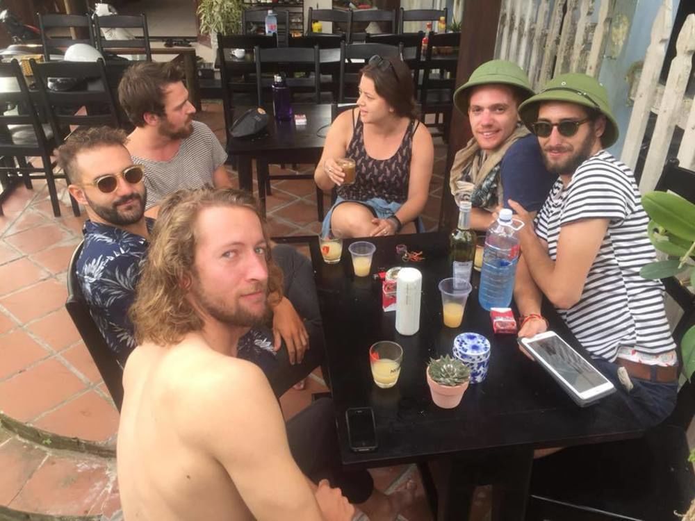 Cheerful Hoi An Hostel Екстер'єр фото