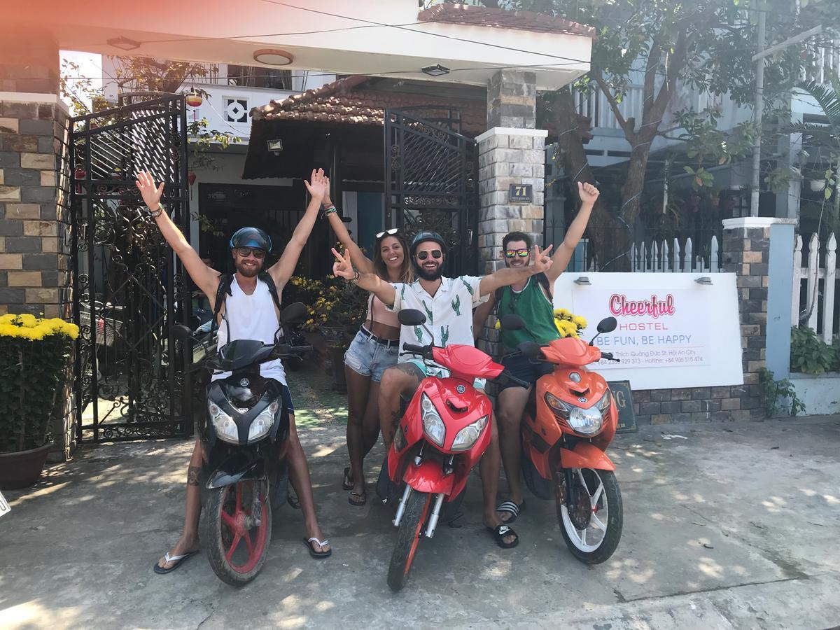 Cheerful Hoi An Hostel Екстер'єр фото